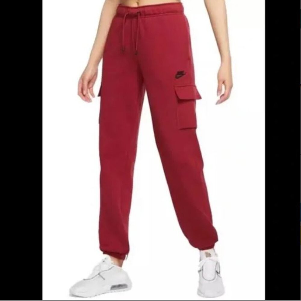 Nike Sportswear Essentials Red Women's Cargo Sweatpants Loungewear Plus Size 1X